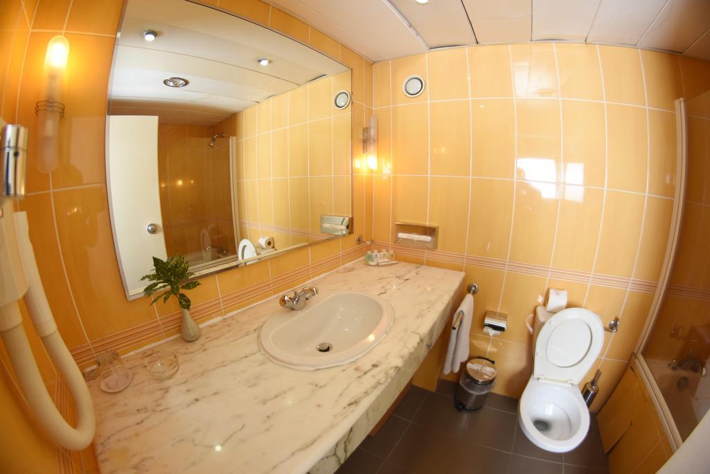 Отель Nicon Luxury Абуджа Экстерьер фото