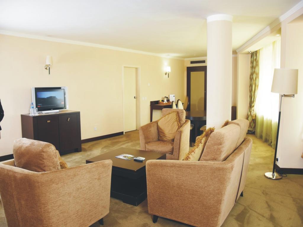 Отель Nicon Luxury Абуджа Экстерьер фото
